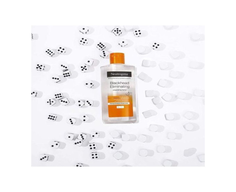 Neutrogena Blackhead Eliminating Cleansing Toner-200ml