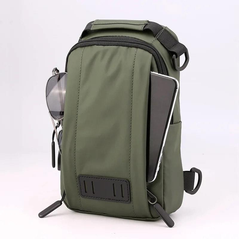 Waterproof Chest Pack Business Shoulder Bag Men Sling Bag Chest Bag with USB Charging - Green