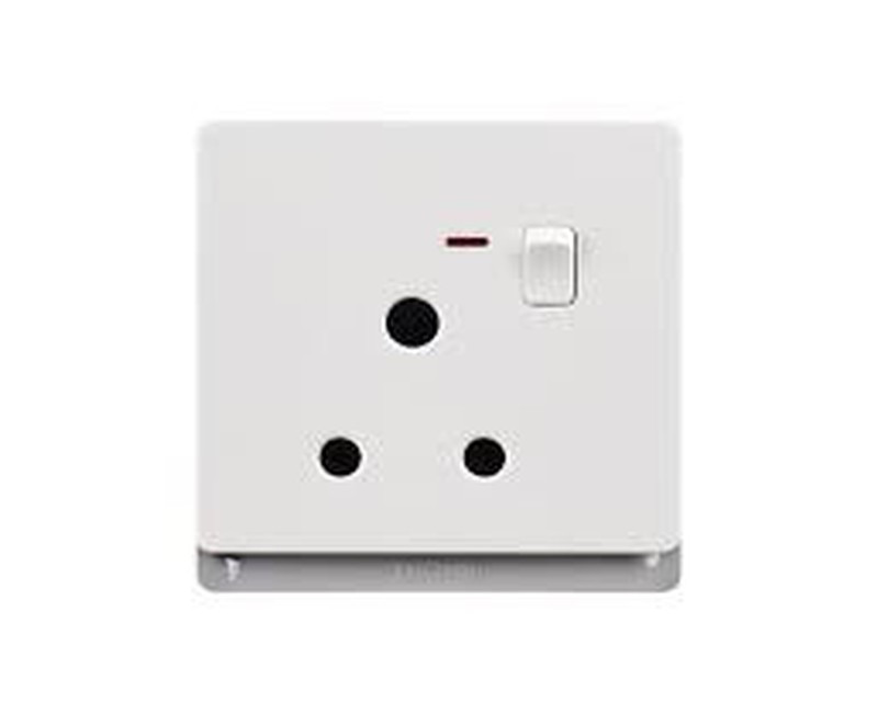SINGLE 15A SWITCH SOCKET IVORY TD 5115-IV