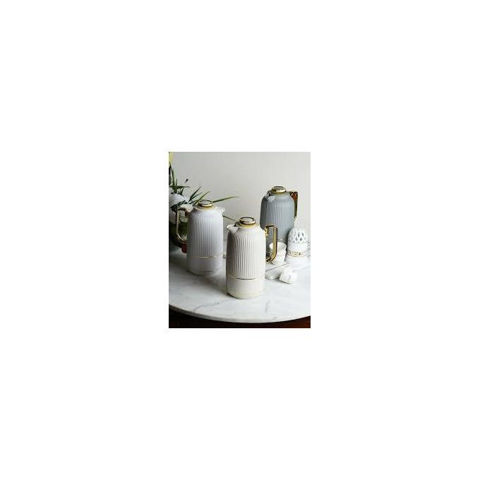 Luxury Vacuum Flask – Retains Heat and Cold