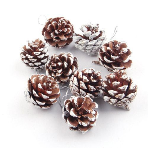 Christmas Pine Cones Hanging Decorations, 9 Pieces, Brown